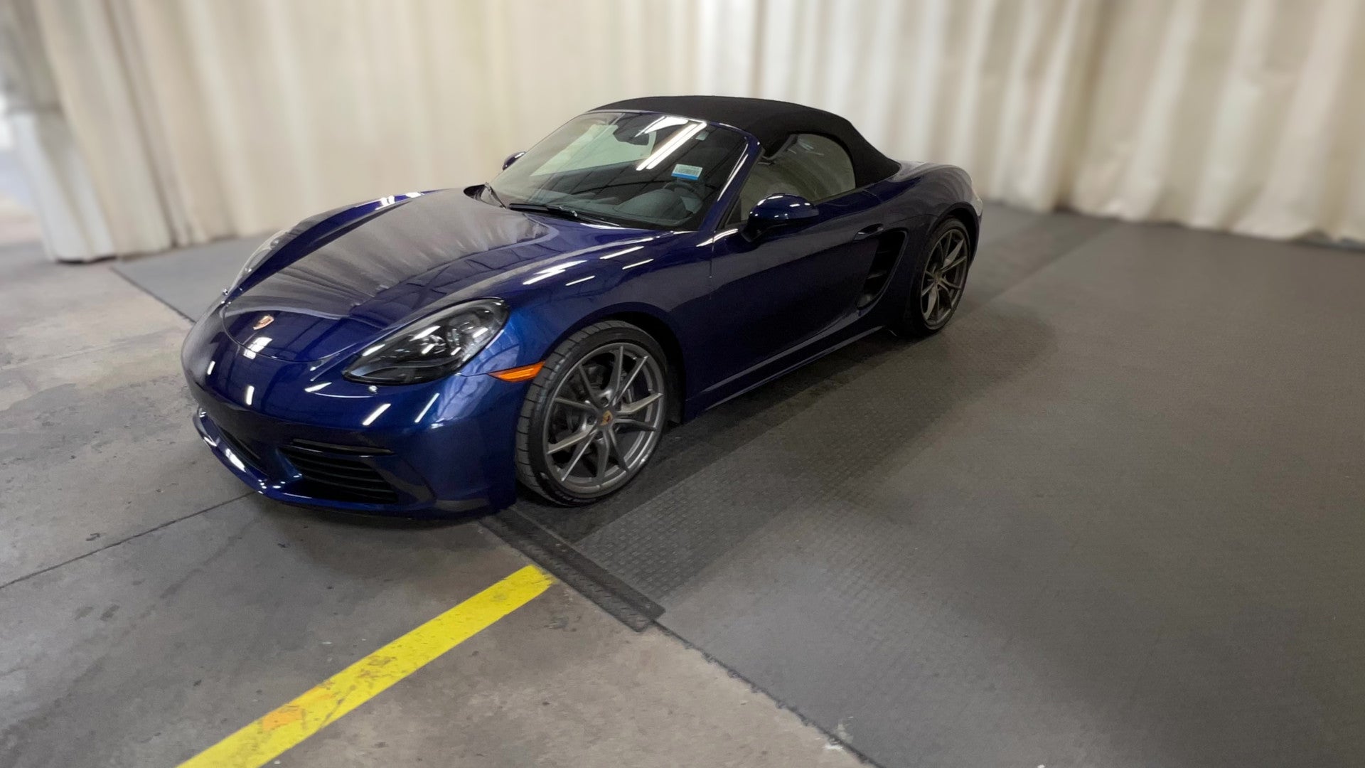 2024 Porsche 718 Boxster vehicle photo