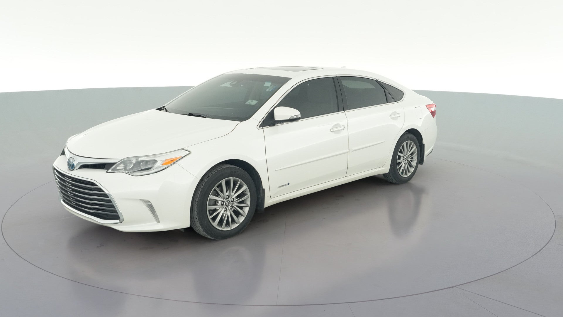 2018 Toyota Avalon Hybrid vehicle photo