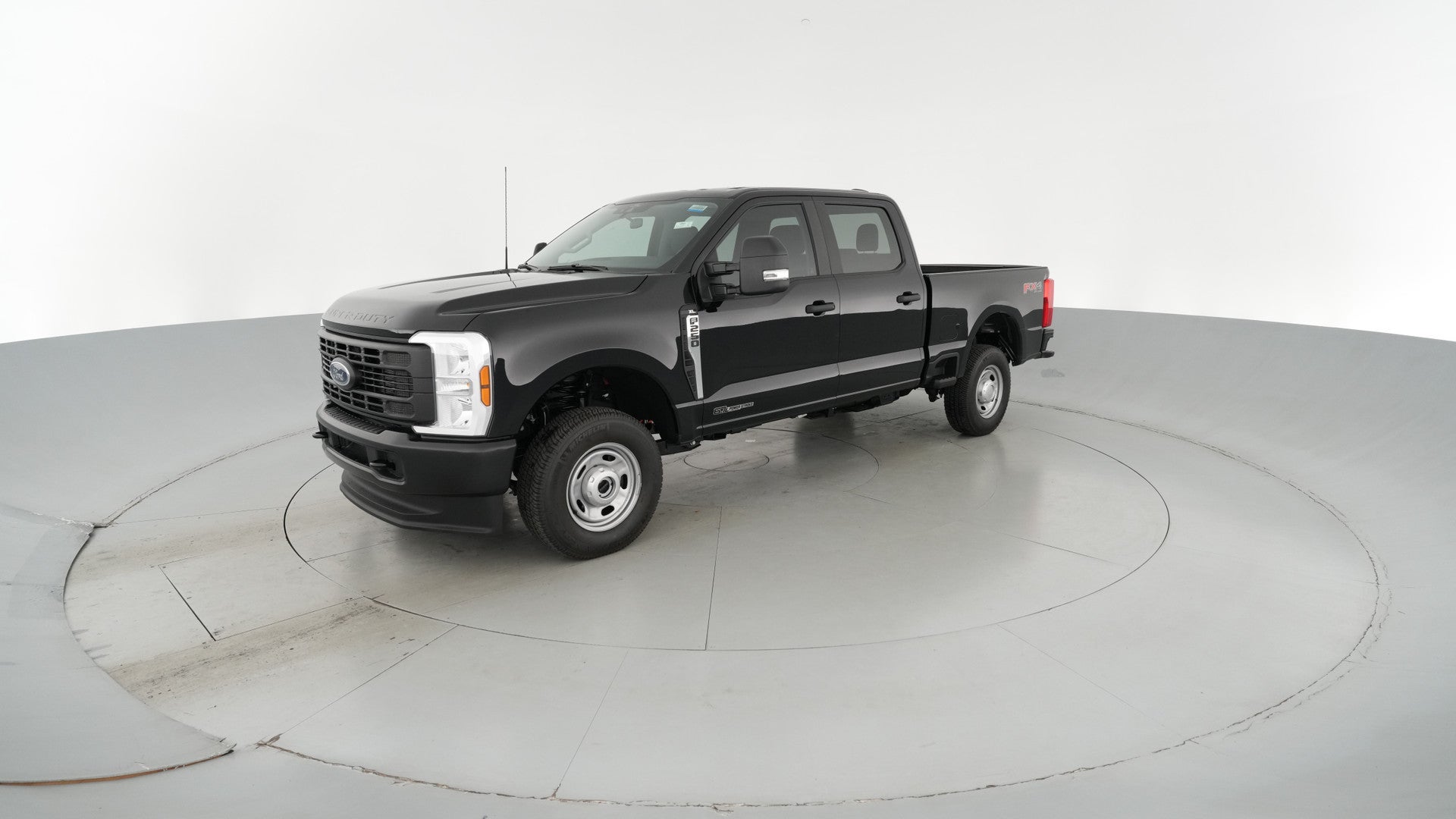 2025 Ford F250 Super Duty Crew Cab vehicle photo