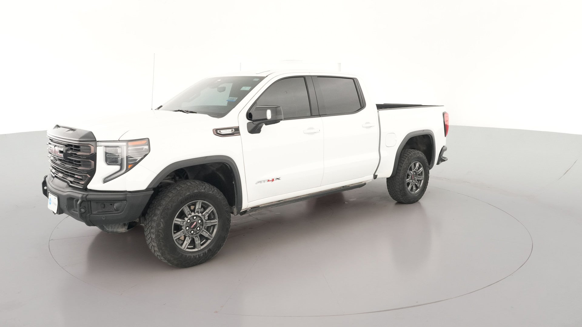 2024 GMC Sierra 1500 Crew Cab vehicle photo