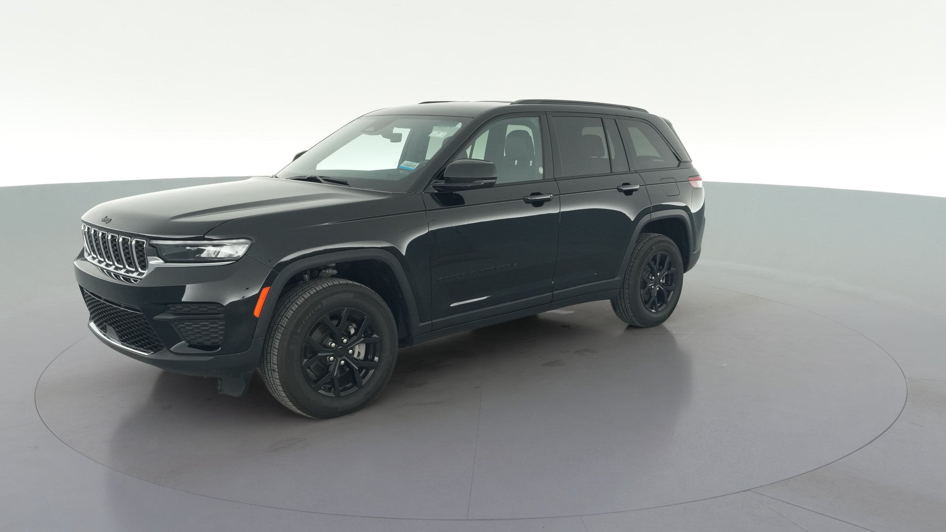2025 Jeep Grand Cherokee vehicle photo