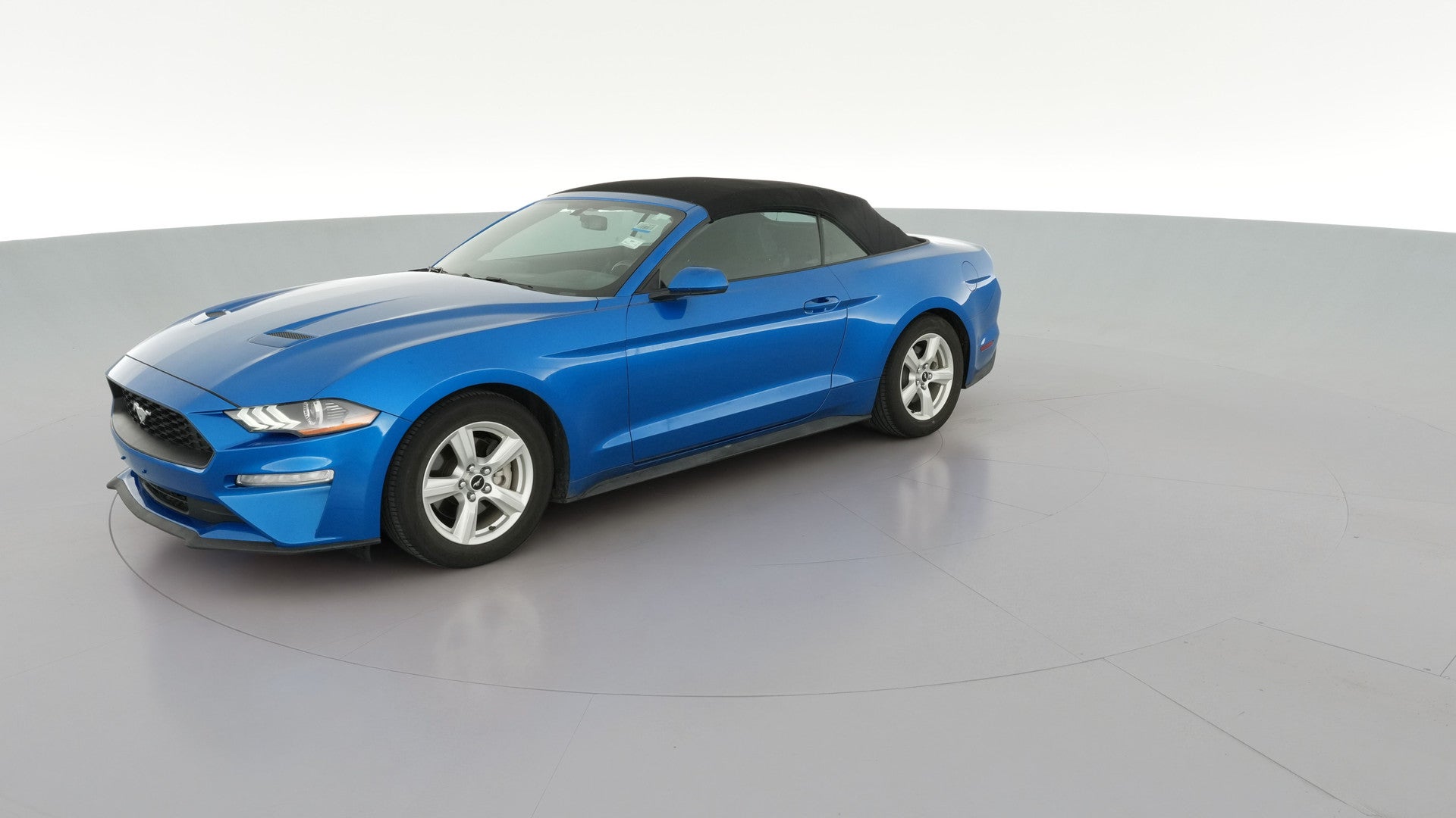2019 Ford Mustang vehicle photo