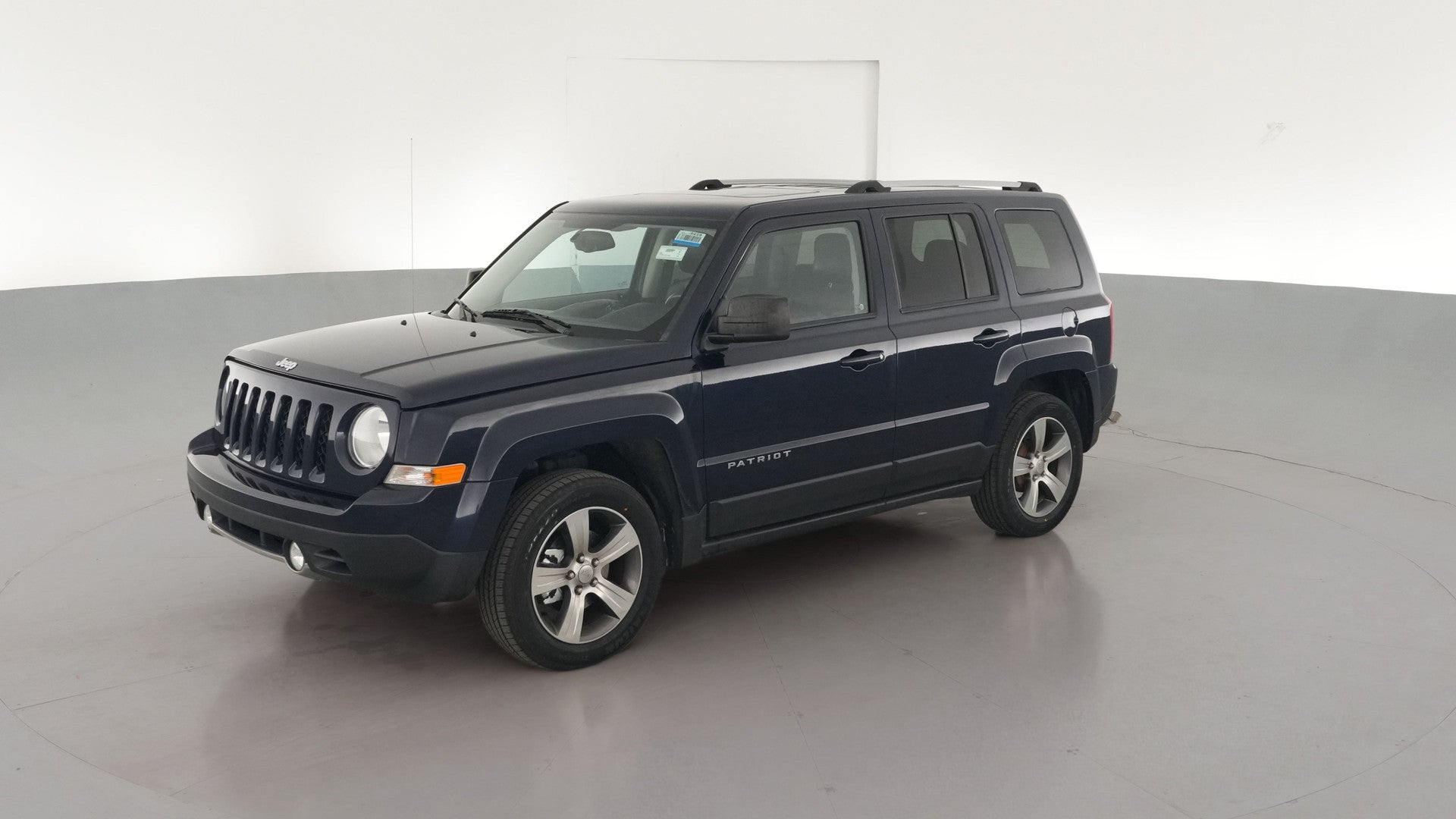 2016 Jeep Patriot vehicle photo