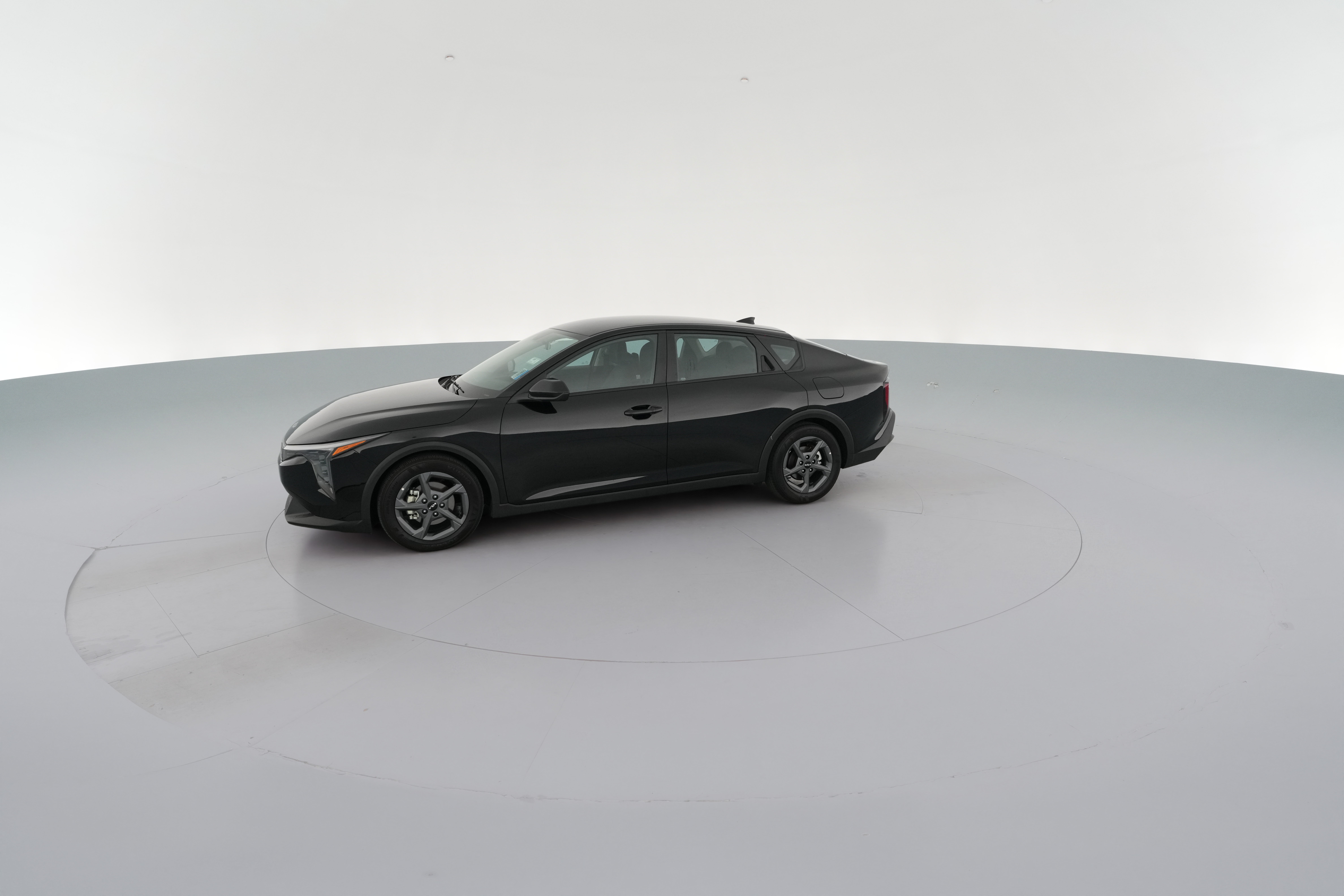 2025 Kia K4 LXS - Photo 23