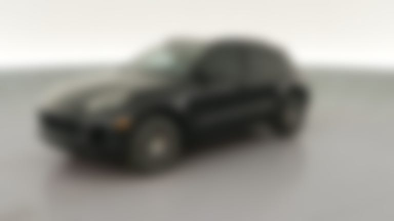 2018 Porsche Macan vehicle photo