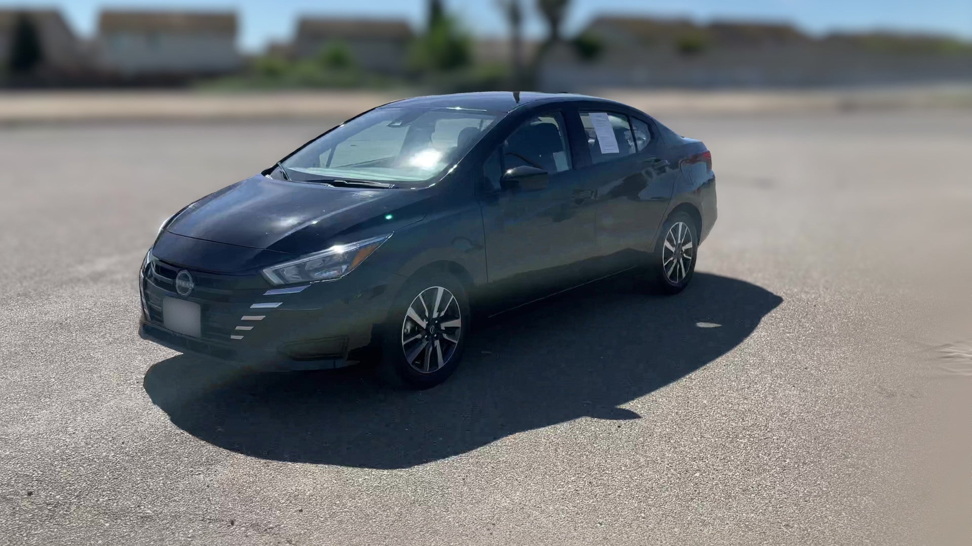 2025 Nissan Versa vehicle photo