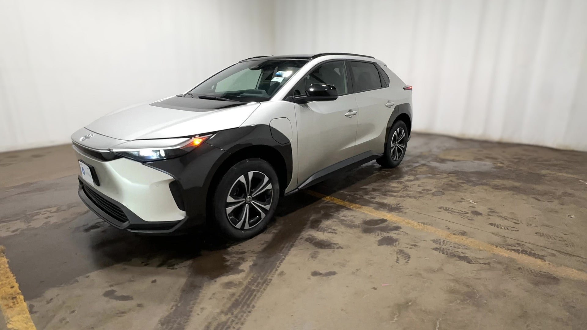 2023 Toyota bZ4X vehicle photo