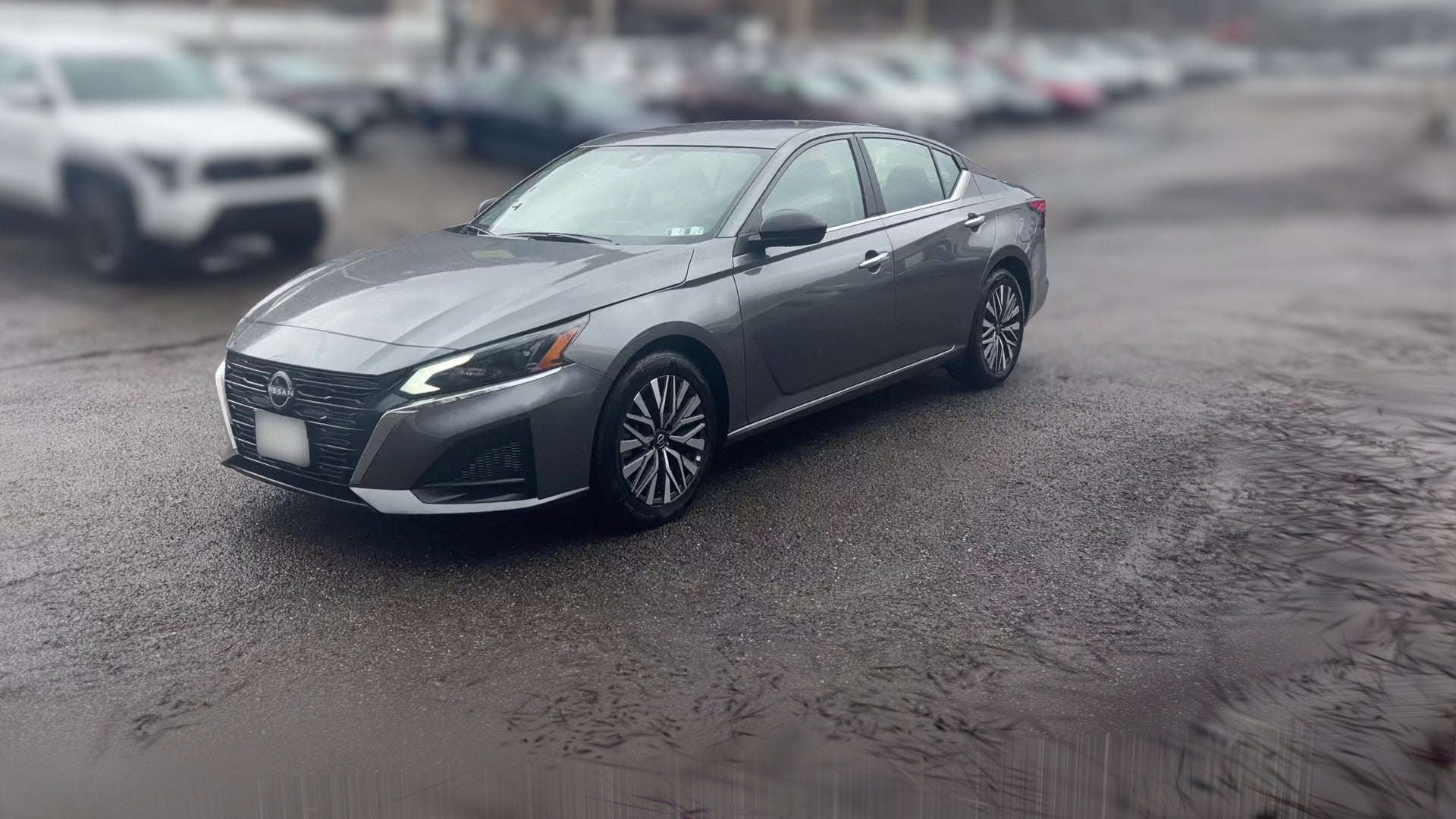 2025 Nissan Altima vehicle photo