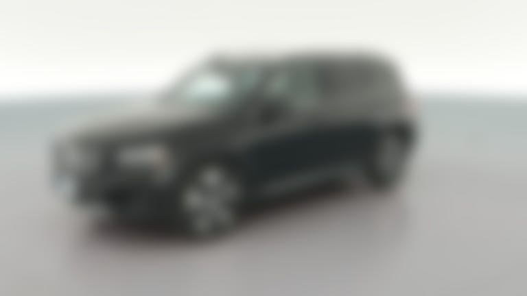 2025 Mercedes-Benz GLB vehicle photo