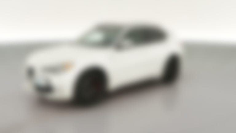 2018 Alfa Romeo Stelvio vehicle photo