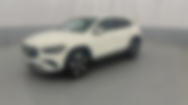 2025 Mercedes-Benz GLA vehicle photo