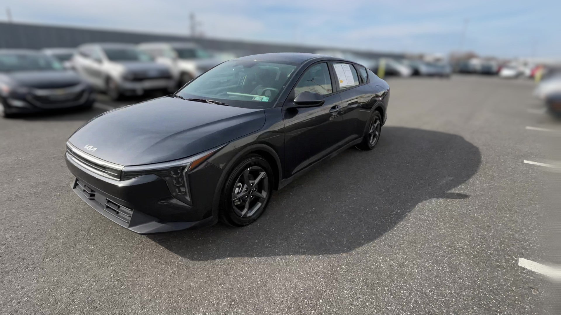 2025 Kia K4 vehicle photo