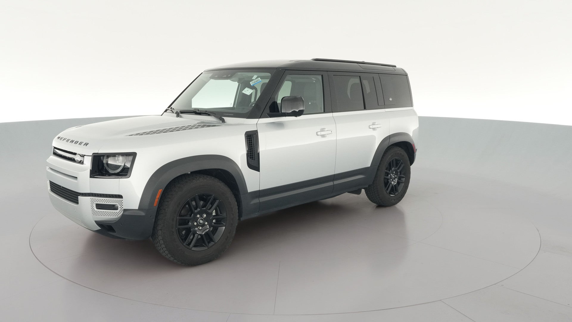 2024 Land Rover Defender 110 vehicle photo