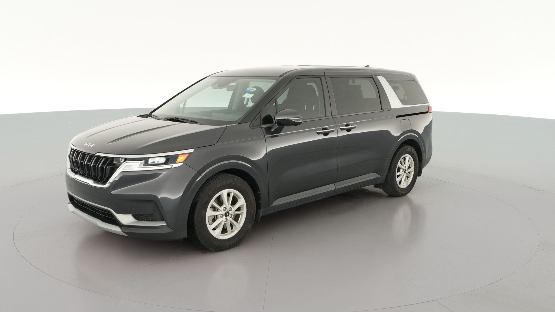 2022 Kia Carnival vehicle photo