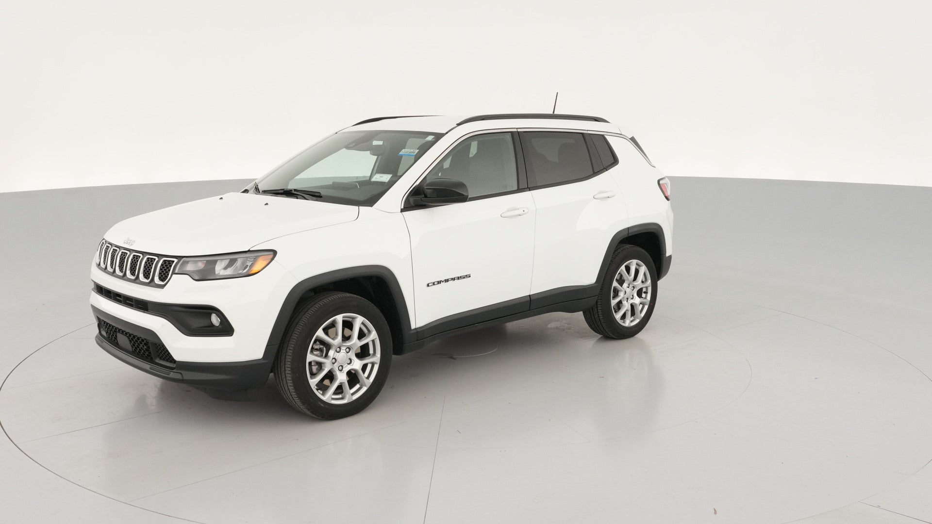 2023 Jeep Compass vehicle photo