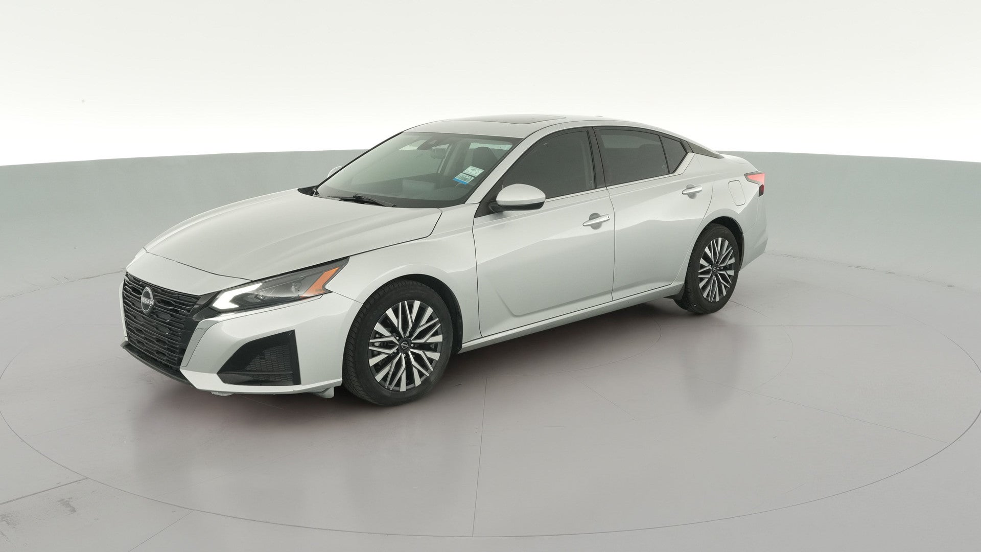 2023 Nissan Altima vehicle photo