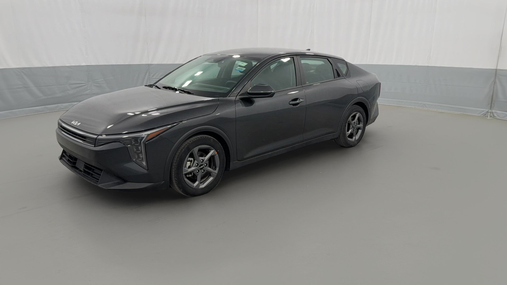 2025 Kia K4 vehicle photo