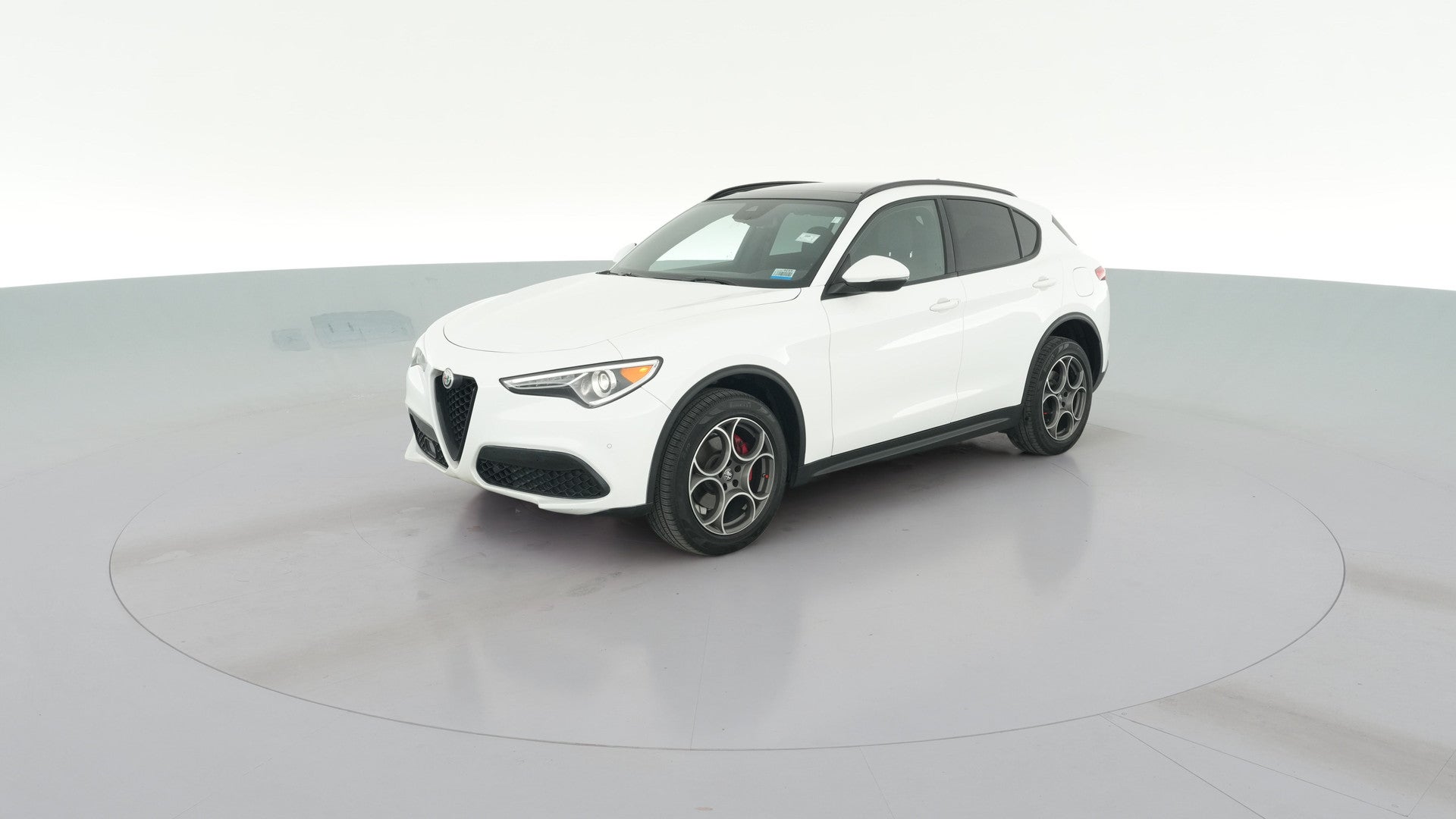 2023 Alfa Romeo Stelvio vehicle photo