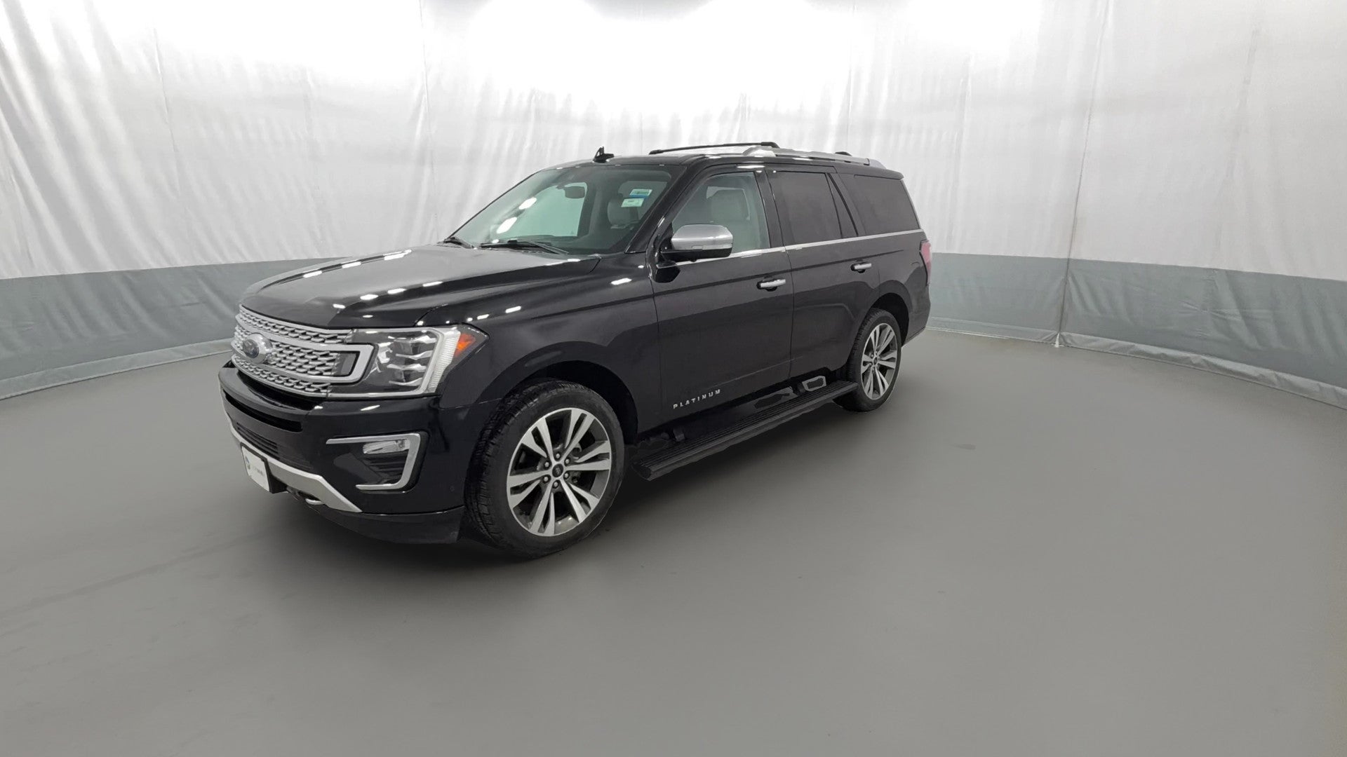 2021 Ford Expedition vehicle photo