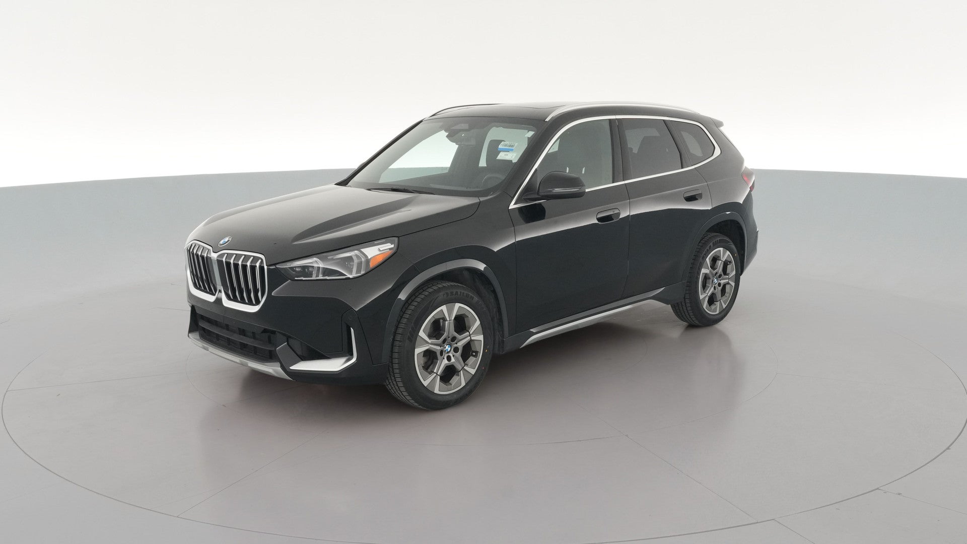 2025 BMW X1 vehicle photo