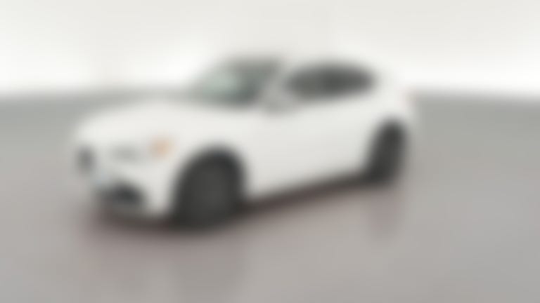2021 Alfa Romeo Stelvio vehicle photo