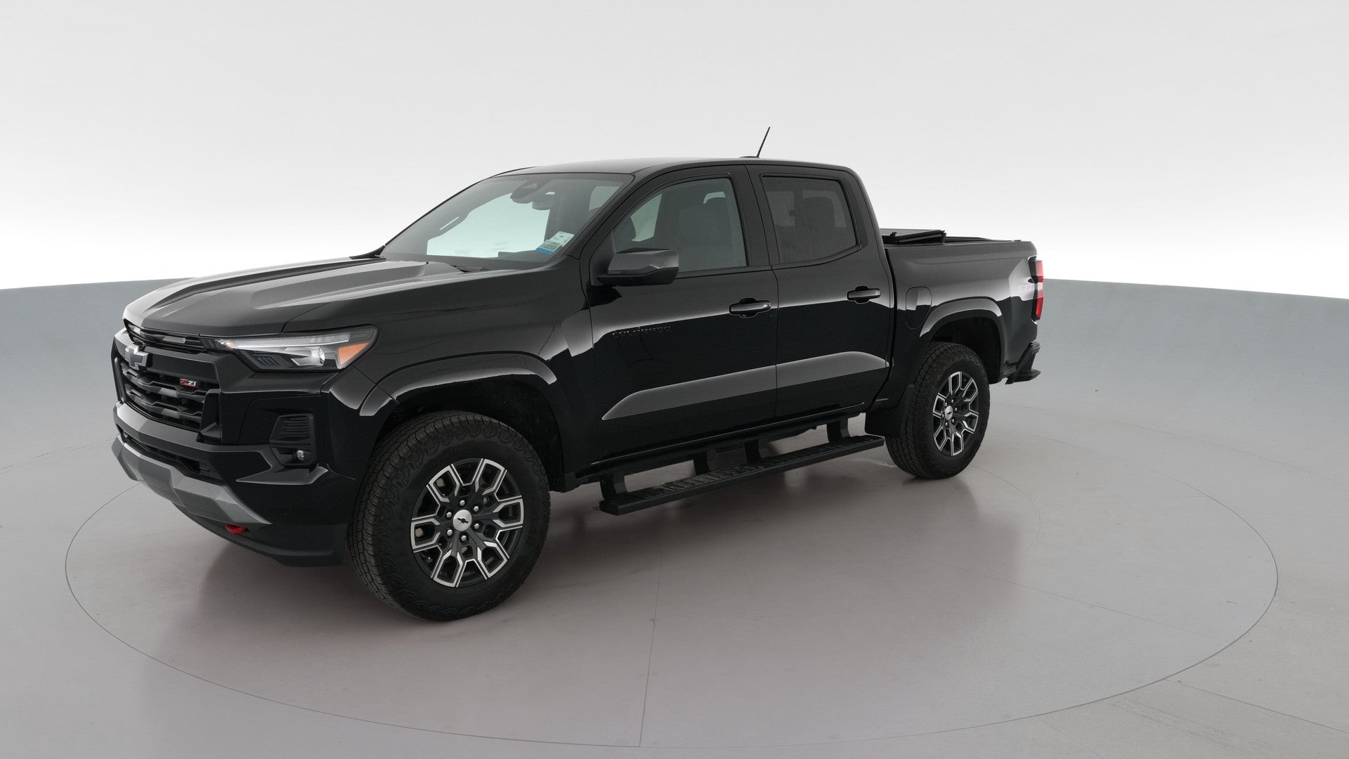 2025 Chevrolet Colorado Crew Cab vehicle photo