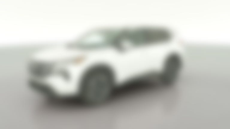 2024 Nissan Rogue vehicle photo
