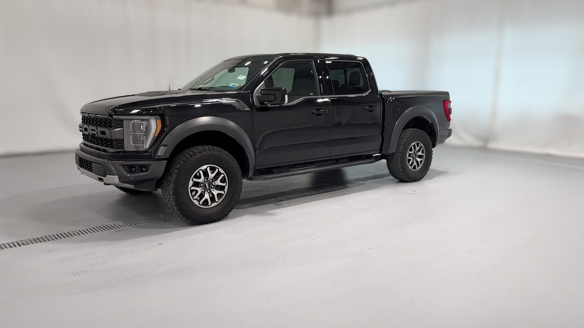 2023 Ford F150 SuperCrew Cab vehicle photo