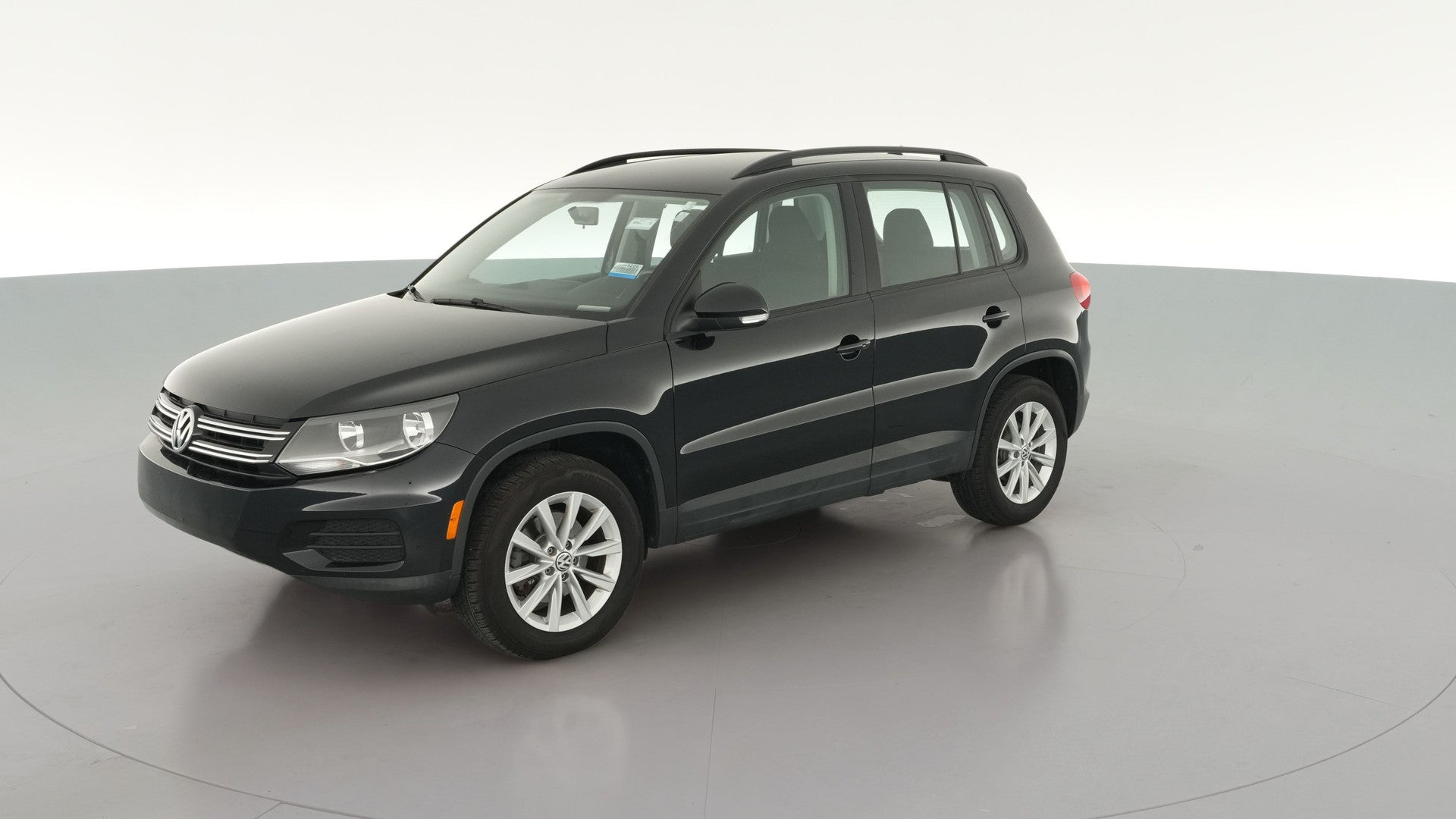 2018 Volkswagen Tiguan Limited vehicle photo