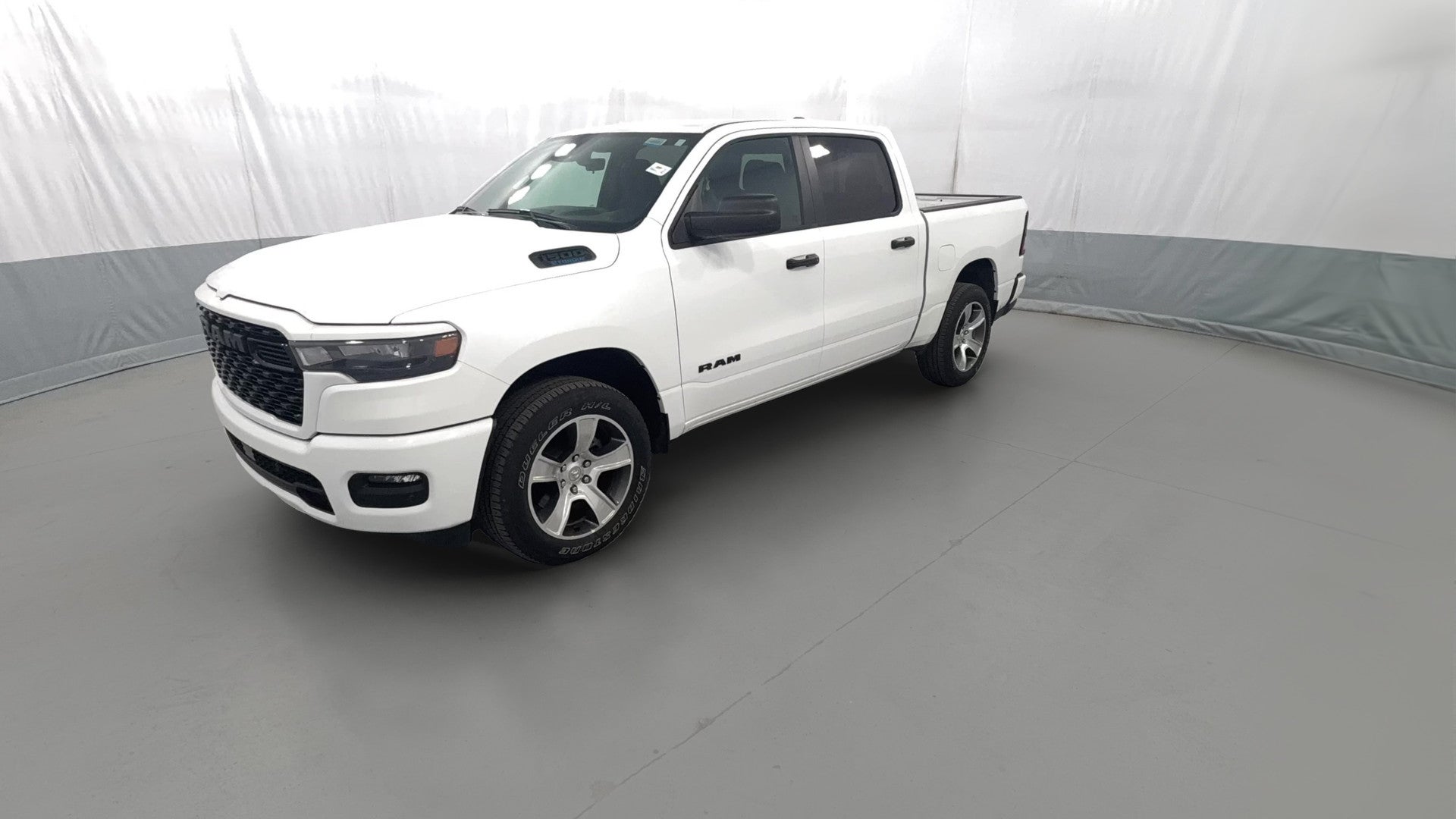 2025 Ram 1500 Crew Cab vehicle photo