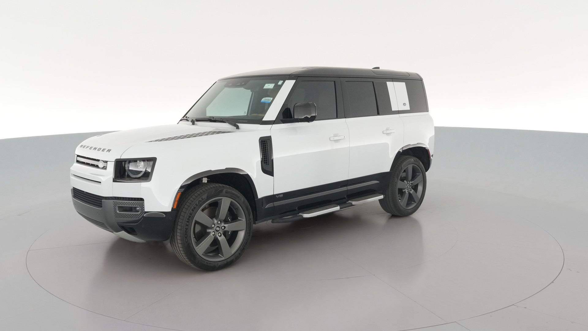 2023 Land Rover Defender 110 vehicle photo