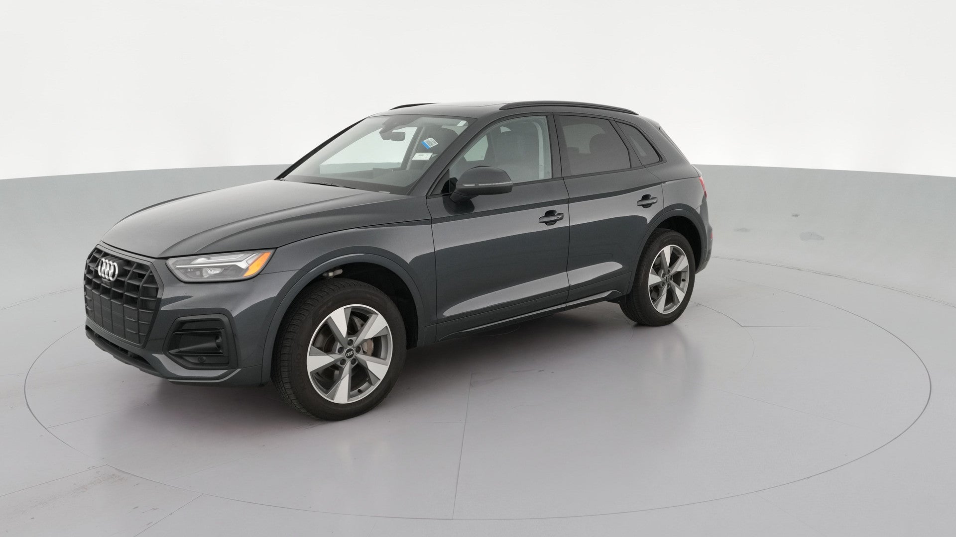 2025 Audi Q5 vehicle photo