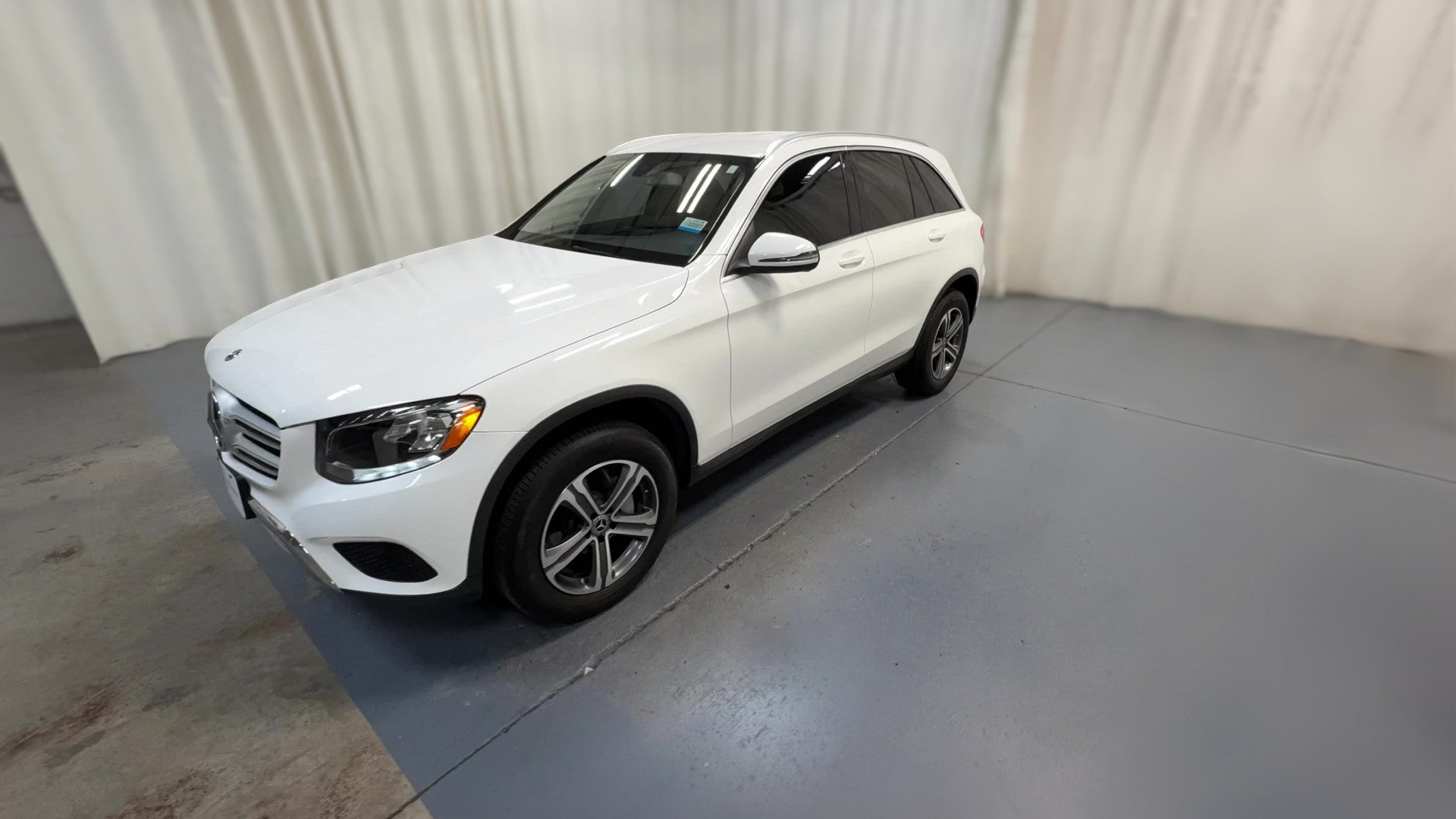 2019 Mercedes-Benz GLC vehicle photo