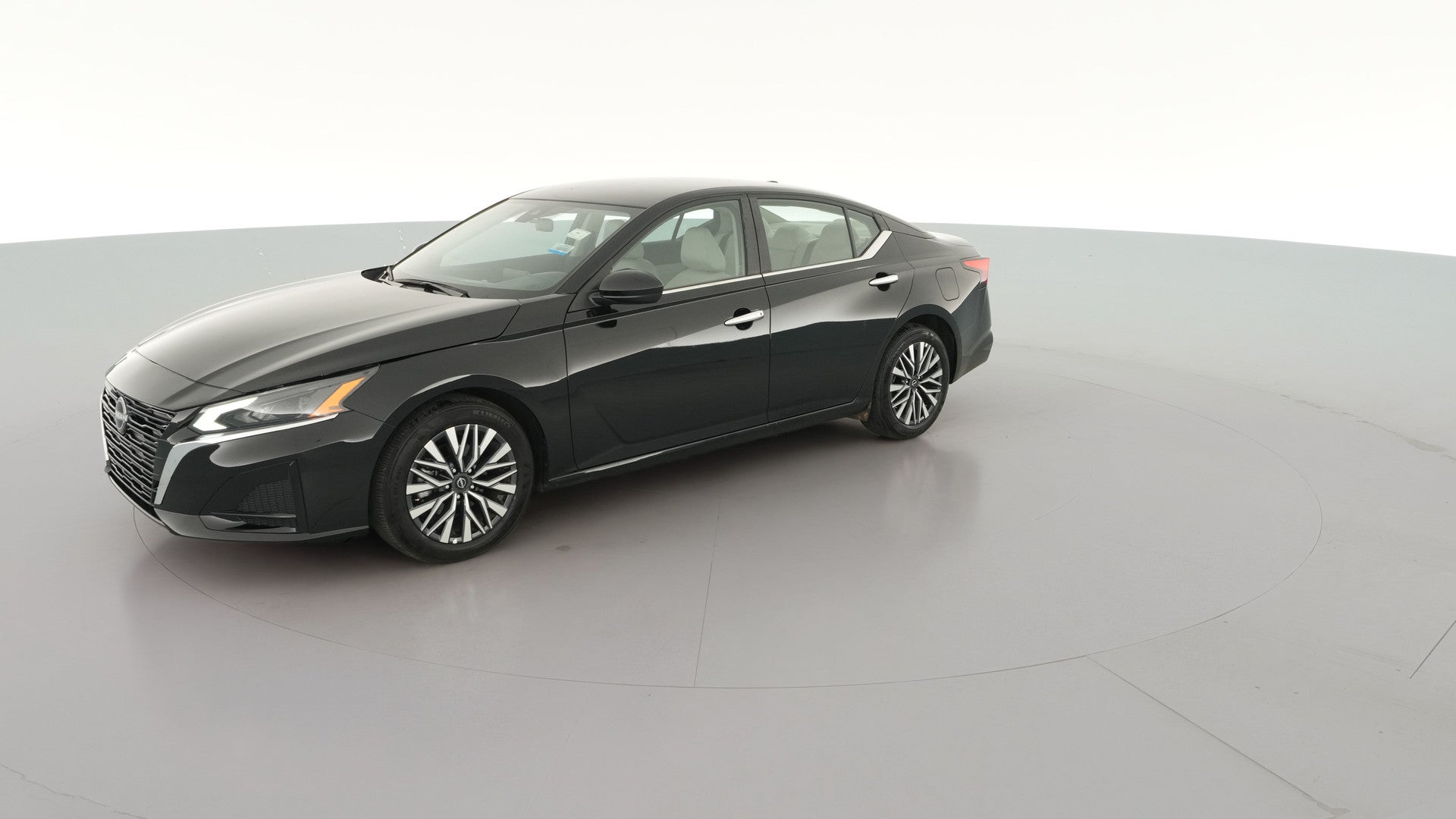 2025 Nissan Altima vehicle photo