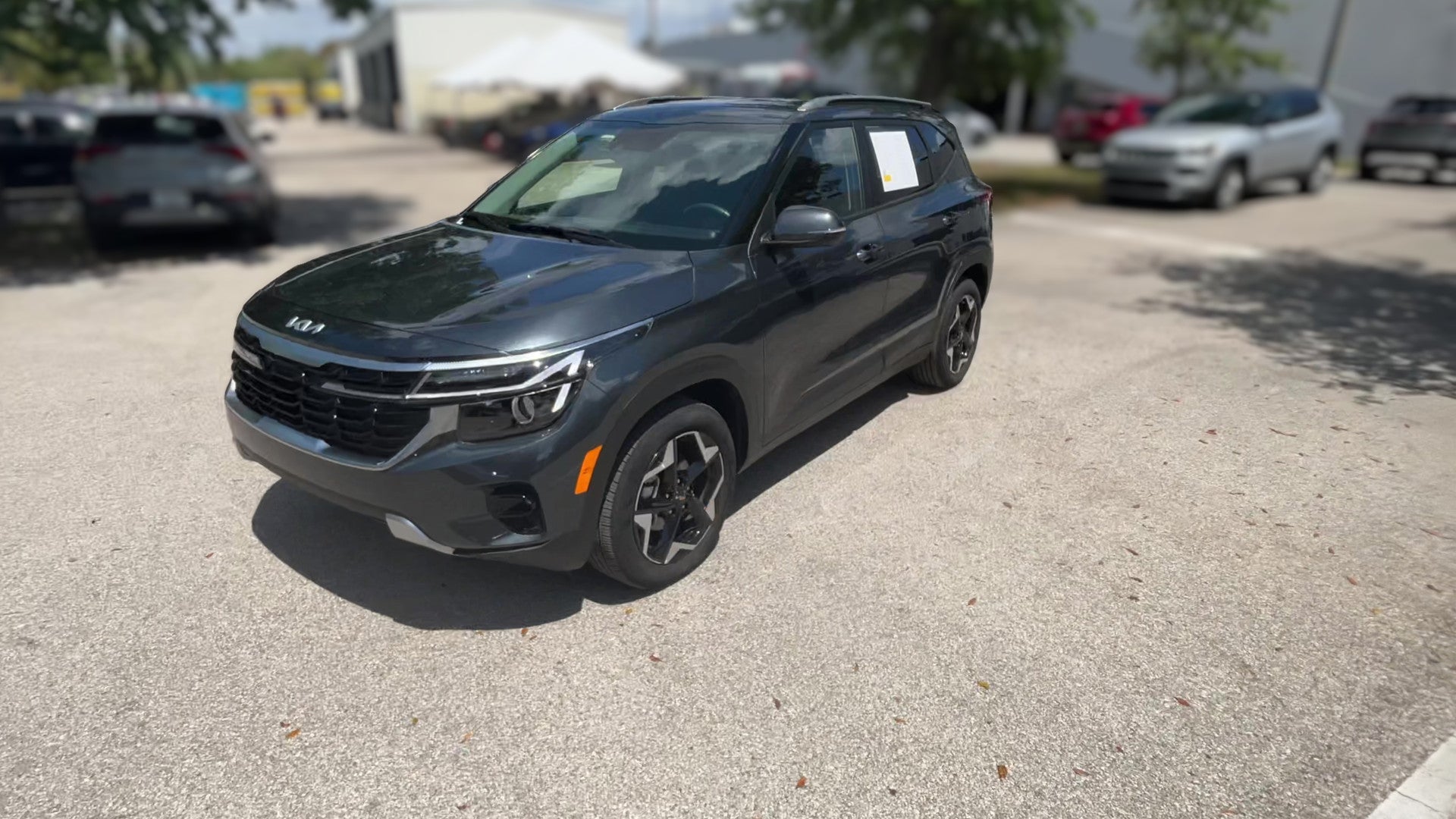 2025 Kia Seltos vehicle photo
