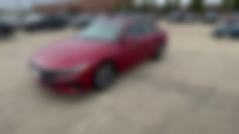 2025 Hyundai Elantra vehicle photo