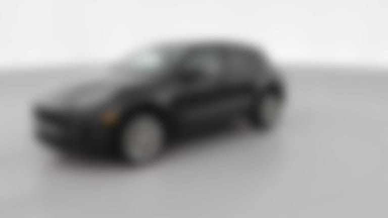 2023 Porsche Macan vehicle photo