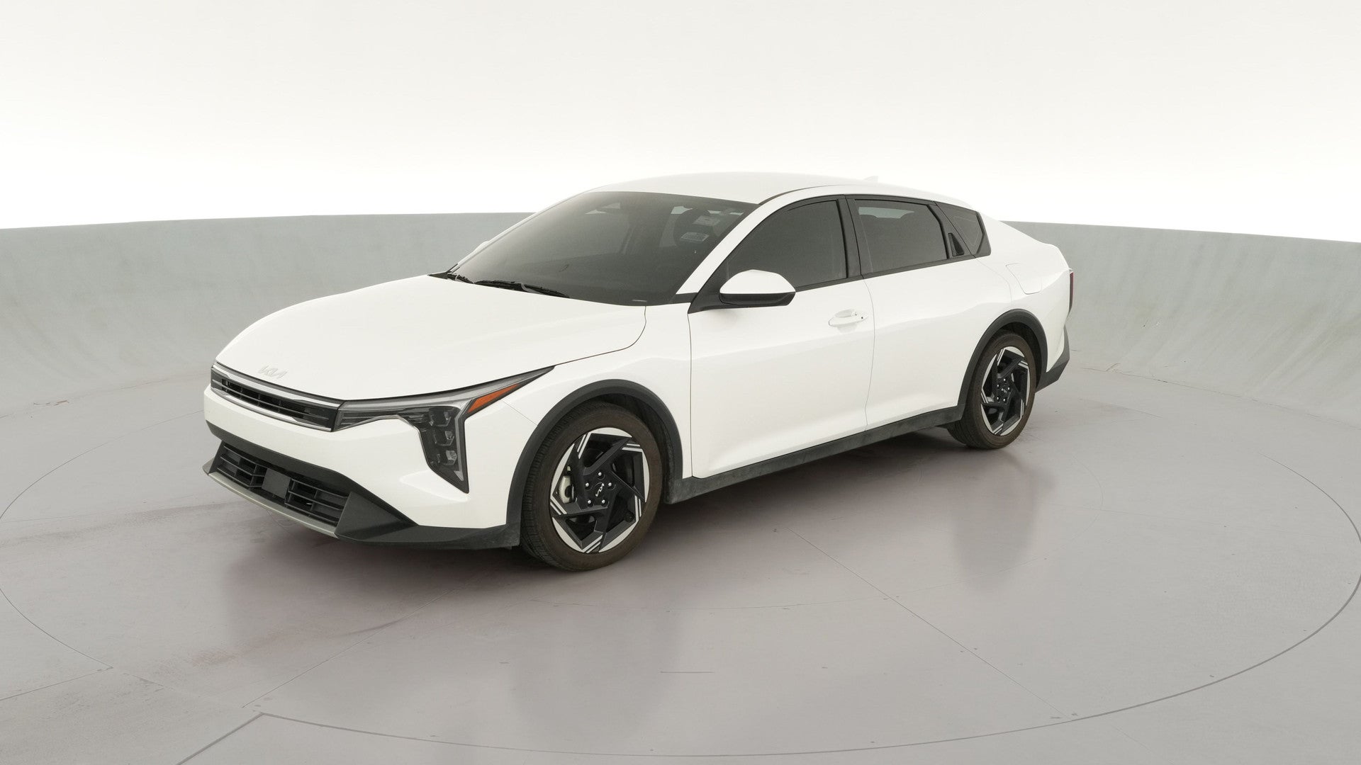 2025 Kia K4 vehicle photo