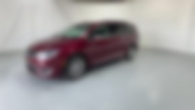 2018 Chrysler Pacifica vehicle photo