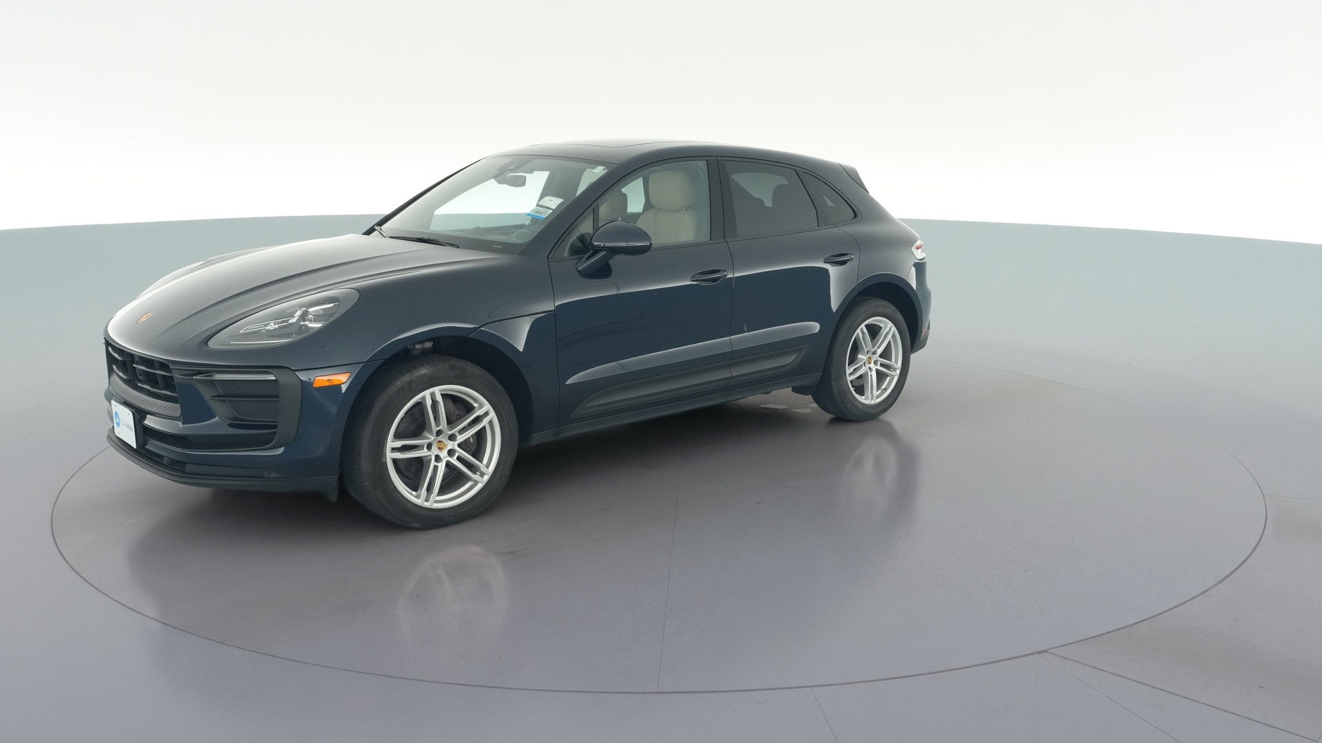2023 Porsche Macan vehicle photo