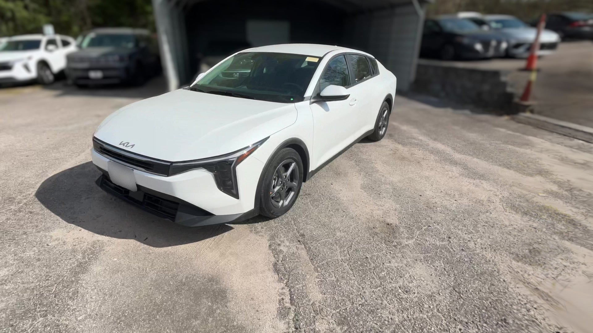 2025 Kia K4 vehicle photo
