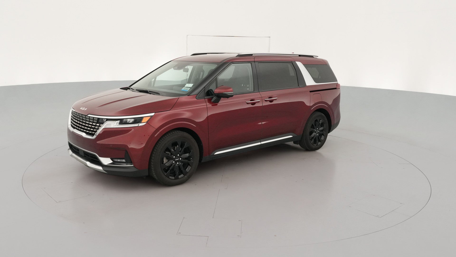 2022 Kia Carnival vehicle photo