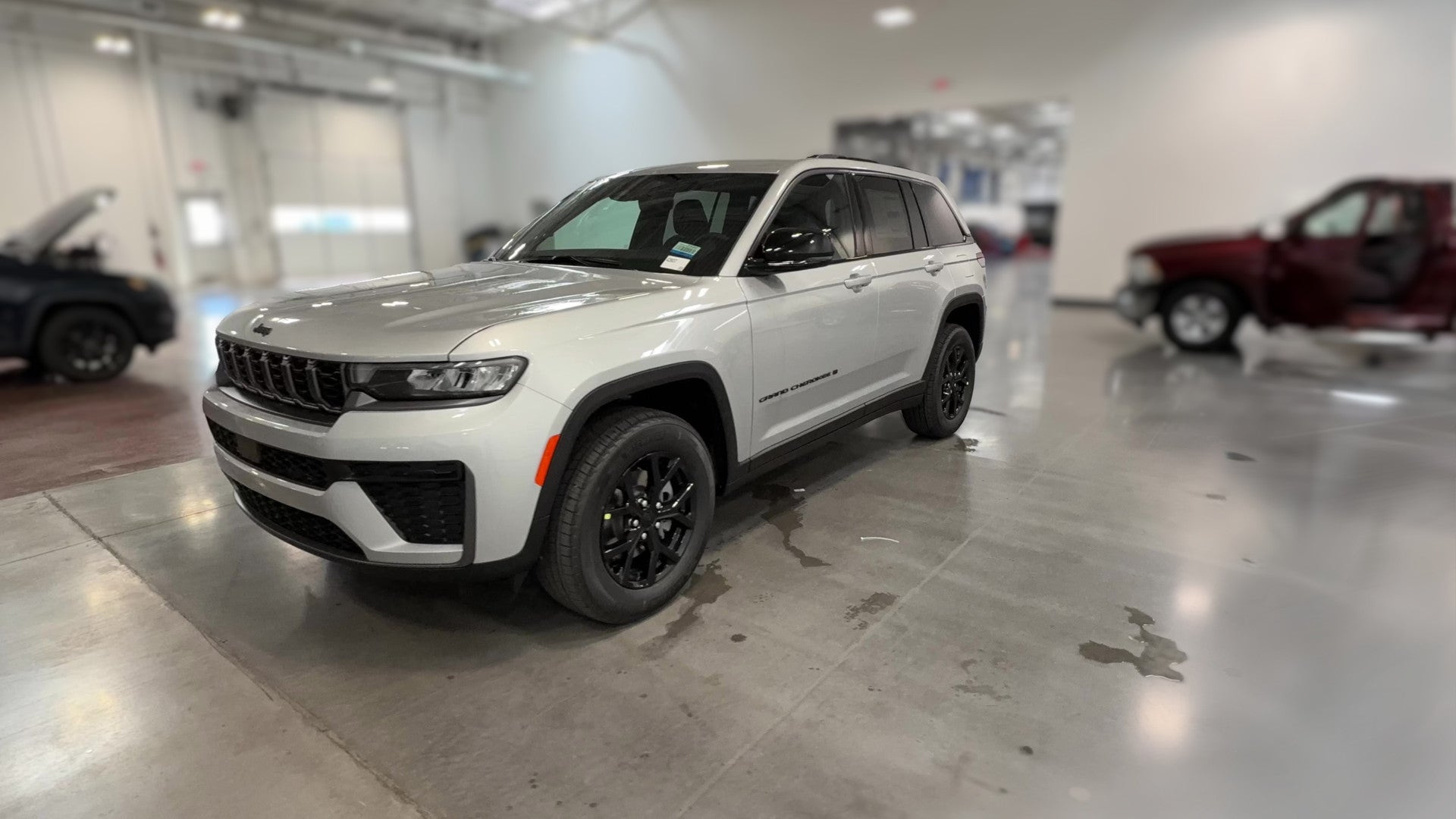 2026 Jeep Grand Cherokee vehicle photo