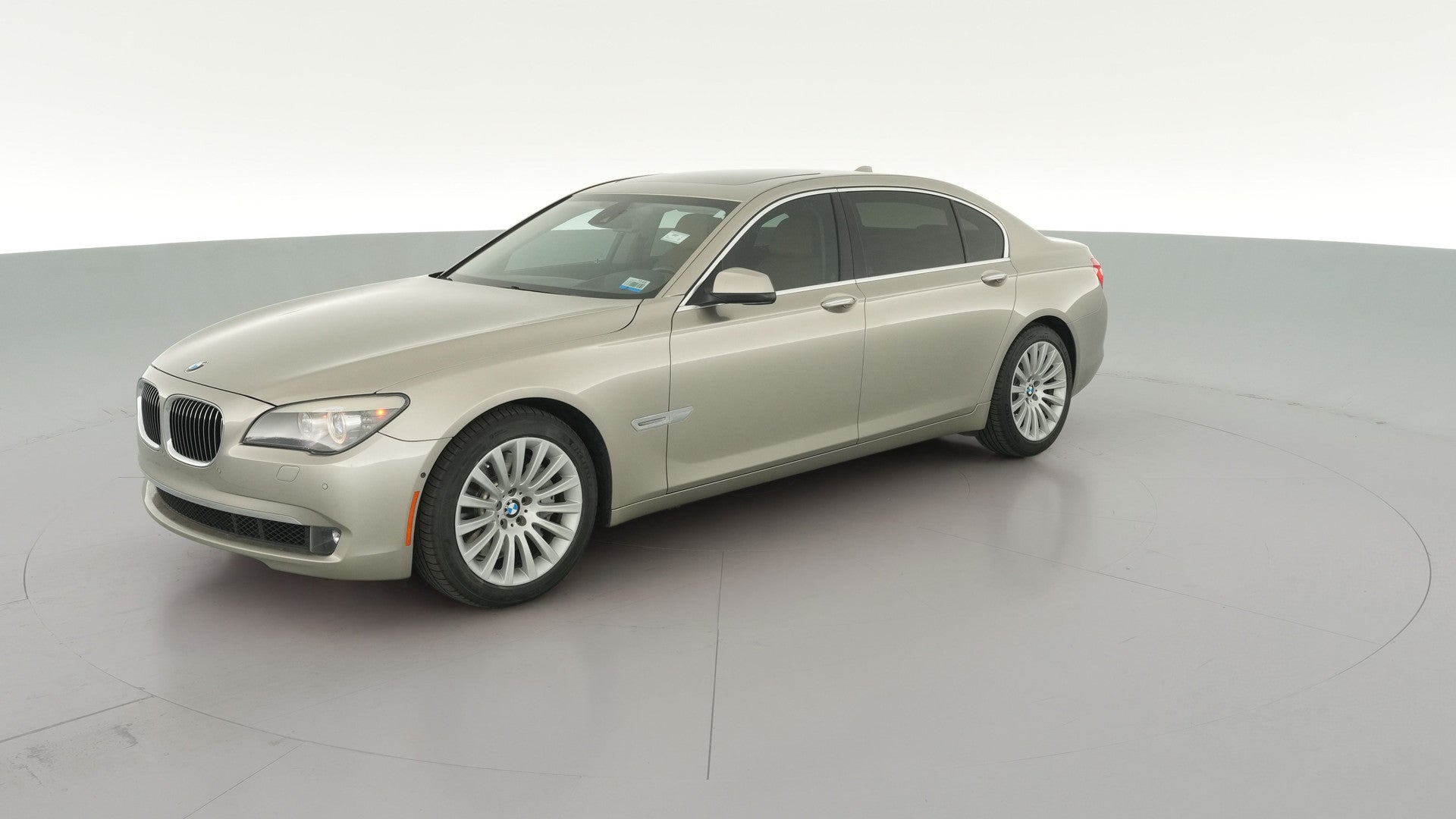2012 BMW 7 Series vehicle photo