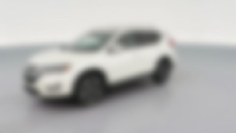 2017 Nissan Rogue vehicle photo