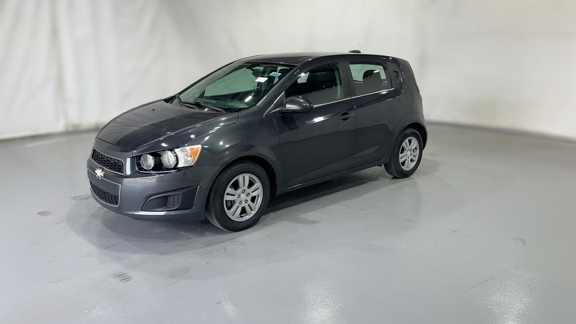 2016 Chevrolet Sonic vehicle photo