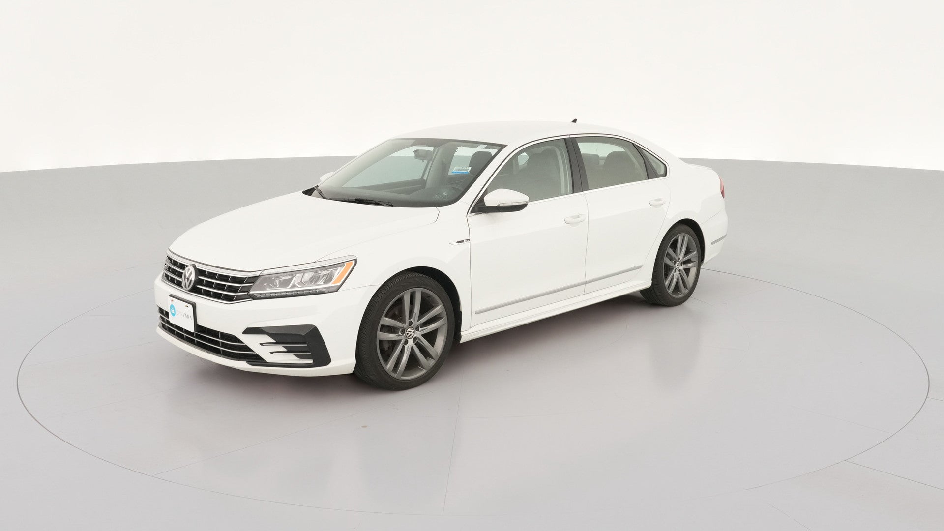 2017 Volkswagen Passat vehicle photo