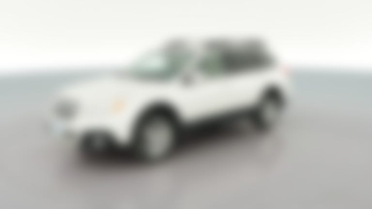 2014 Subaru Outback vehicle photo
