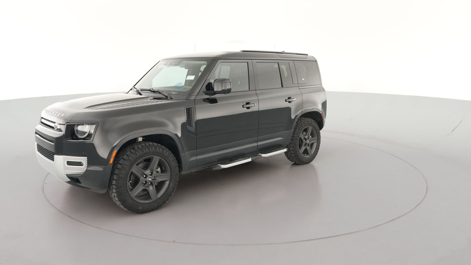 2024 Land Rover Defender 110 vehicle photo
