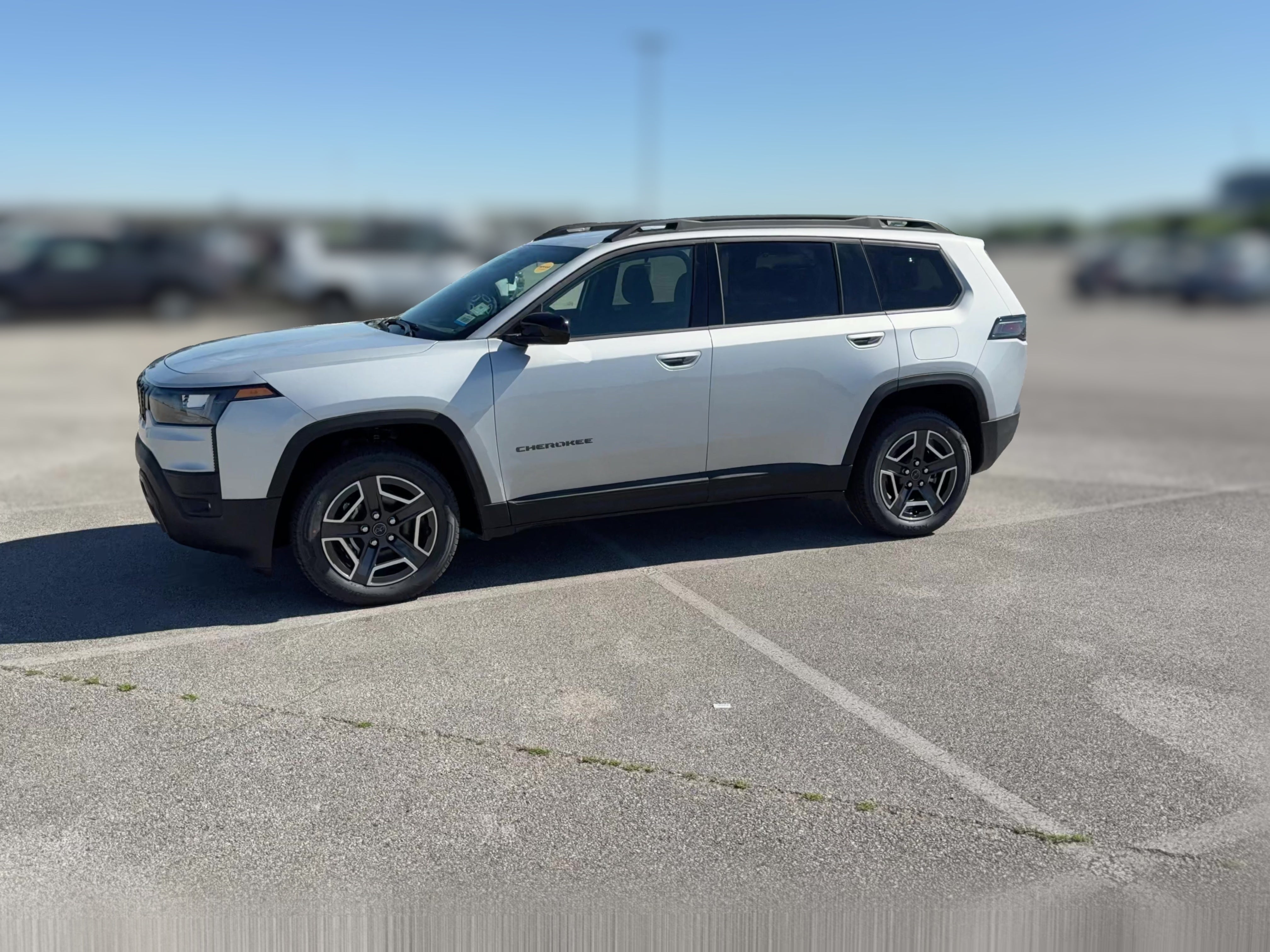 2026 Jeep Cherokee Laredo - Photo 23